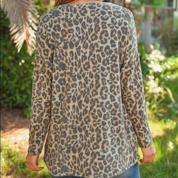 αͺα΄ααα©ααͺ δΈ
αα - Picture 3 of 3